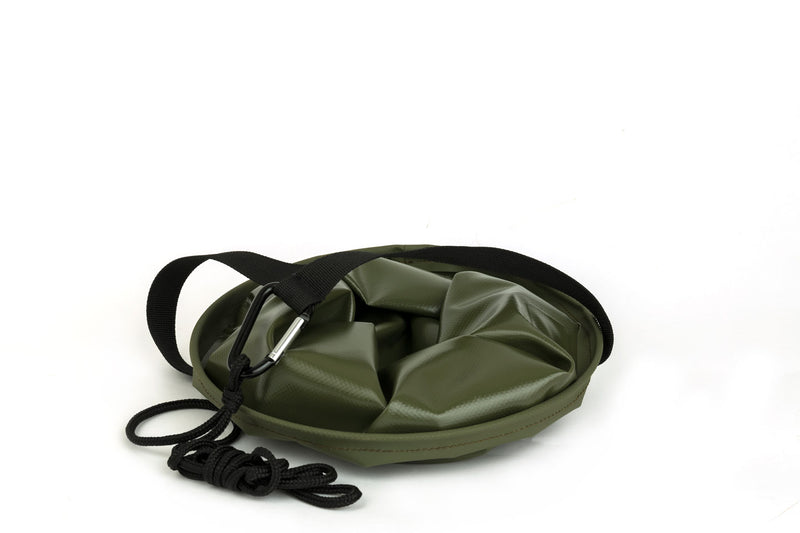 Fox Collapsible Water Bucket inc Rope/Clip